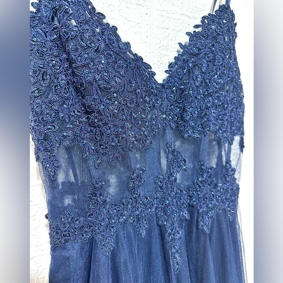 NWT Windsor jaci rhinestone embroidered a line mesh formal gown size 1 - Picture 3 of 15